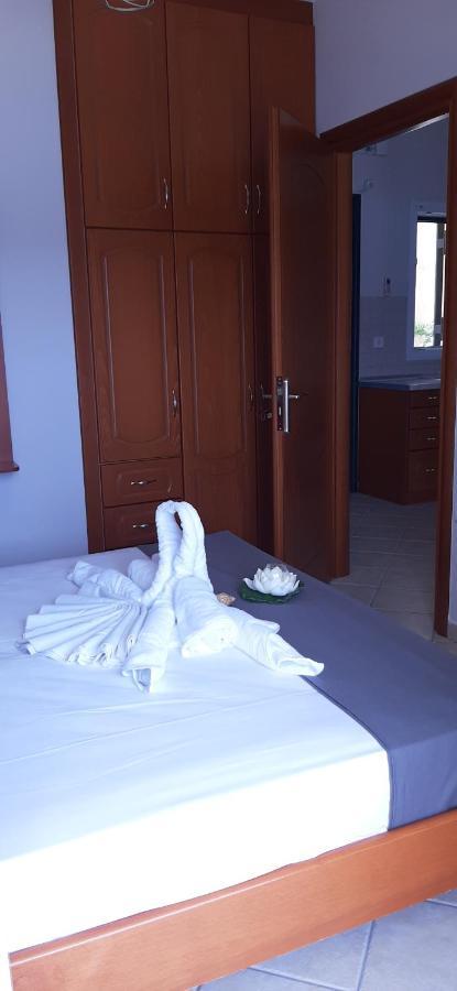 Blue Bay Apartments Sívota エクステリア 写真