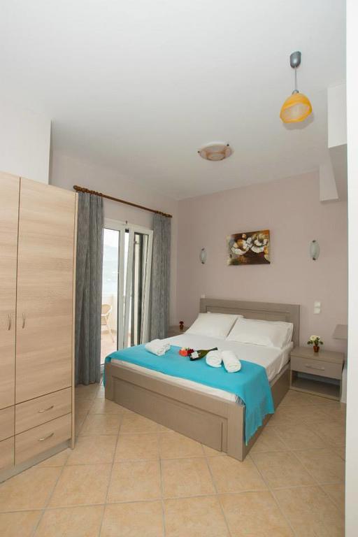 Blue Bay Apartments Sívota 部屋 写真